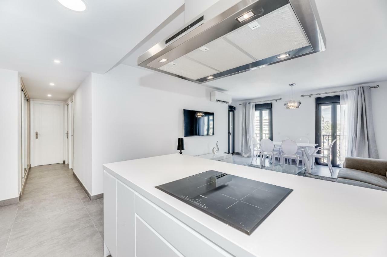 By Riva - Luxurious, Exclusive 2 Bedroom Apt Inside Puerto Banus Марбелья Экстерьер фото